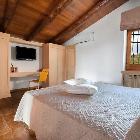 Rusella Villa