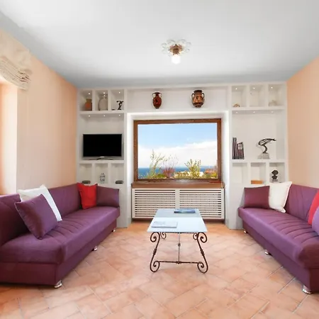 Rusella Villa *